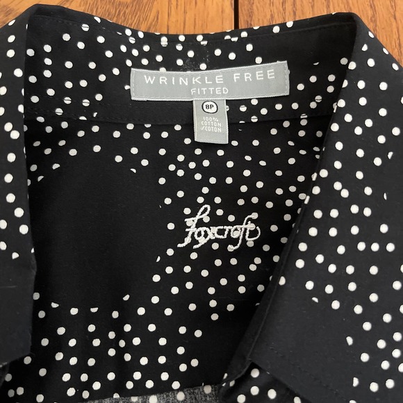 FoxCroft polkadot blouse button down women Sz M barely used - Picture 4 of 7